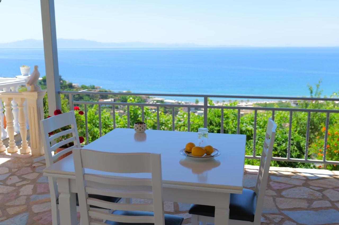צ'פרו Sunset Villas מראה חיצוני תמונה
